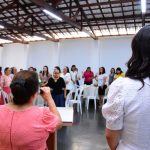 Galeria CHÁ COM A PASTORA CAMILLA LACERDA