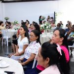 Galeria CHÁ COM A PASTORA CAMILLA LACERDA