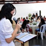 Galeria CHÁ COM A PASTORA CAMILLA LACERDA